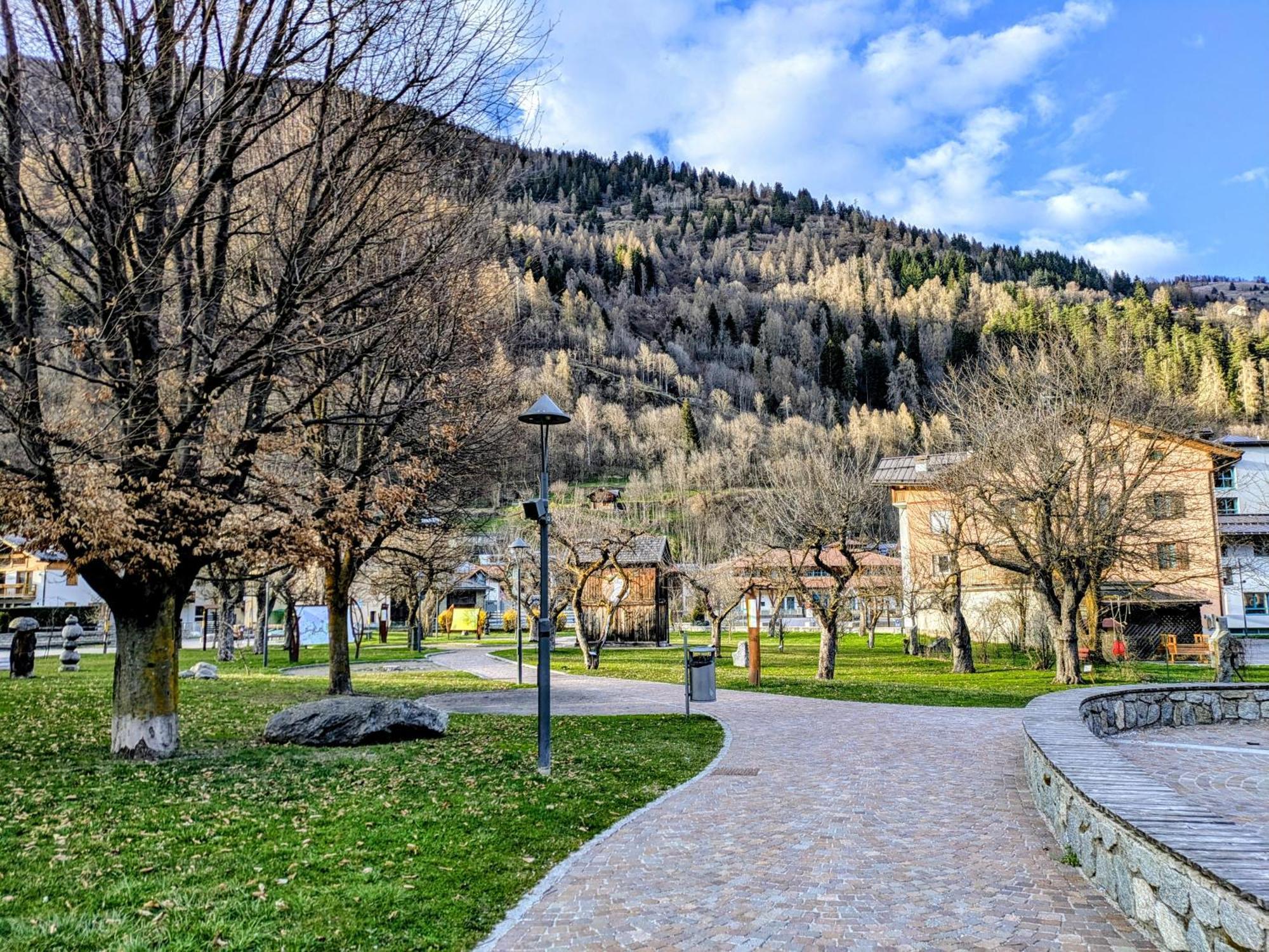 Casa Vacanze Martinelli Pellizzano Esterno foto